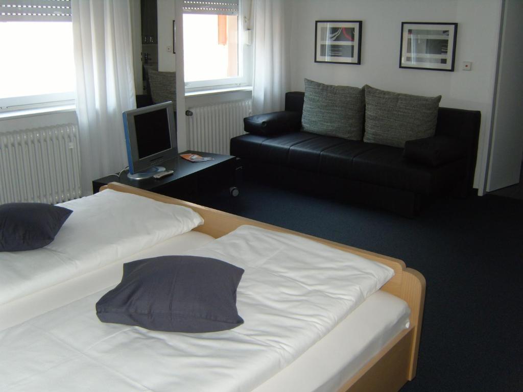 Hotel Scheffelhof Waldkirch Exteriör bild